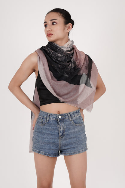 Noirith Scarf
